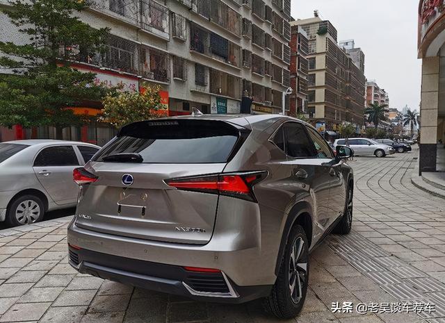 开完英菲尼迪QX60，再花38万提雷克萨斯NX，车主说了实话