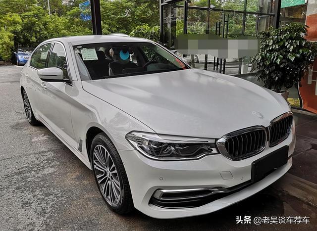 全款49万喜提5系，再与堂弟的奔驰E级相比，车主给了中肯评价