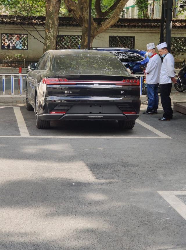 比亚迪汉提车一个月小记