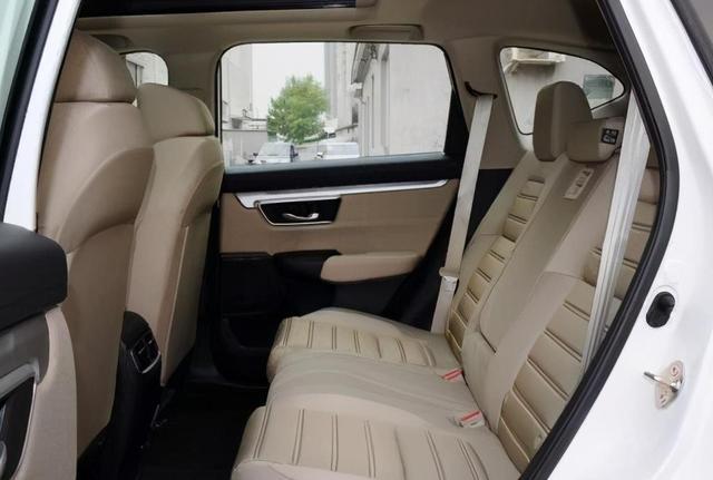 22万的本田CR-V好不好？车主提车2个月，说出真实驾驶感受