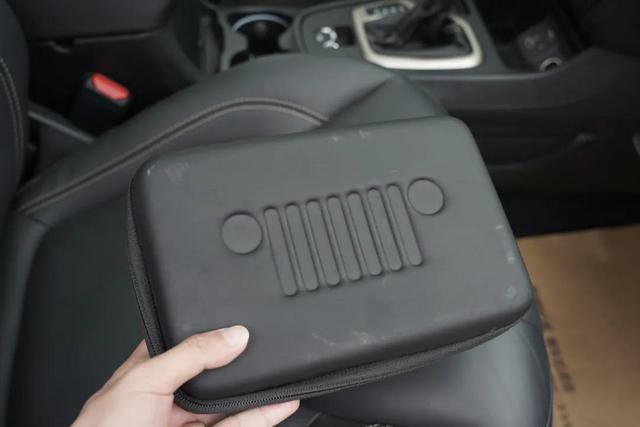 12万买更城市化的Jeep，空间配置实用，满是更好的感受