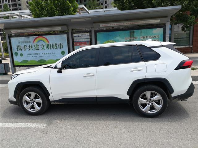 从内心出发，感性去选车，RAV4荣放还真不错