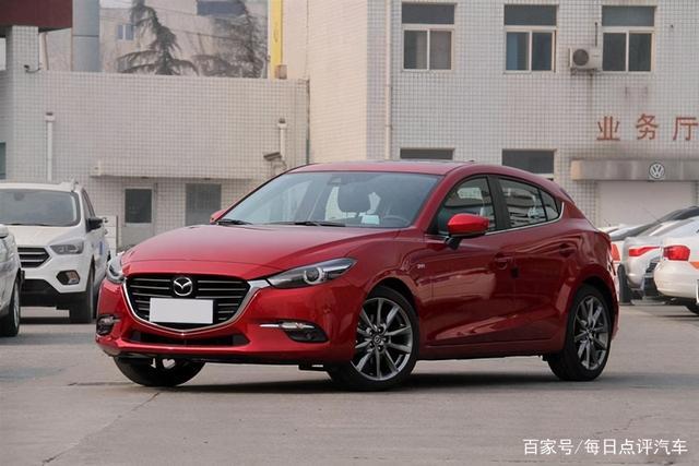 昂克赛拉的内饰好吗？买它花171000元贵吗？车主谈了内心话