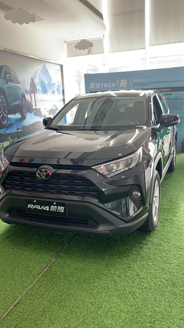 21万买了辆CRV 却被朋友说干嘛不直接上BBA，我该怎么回