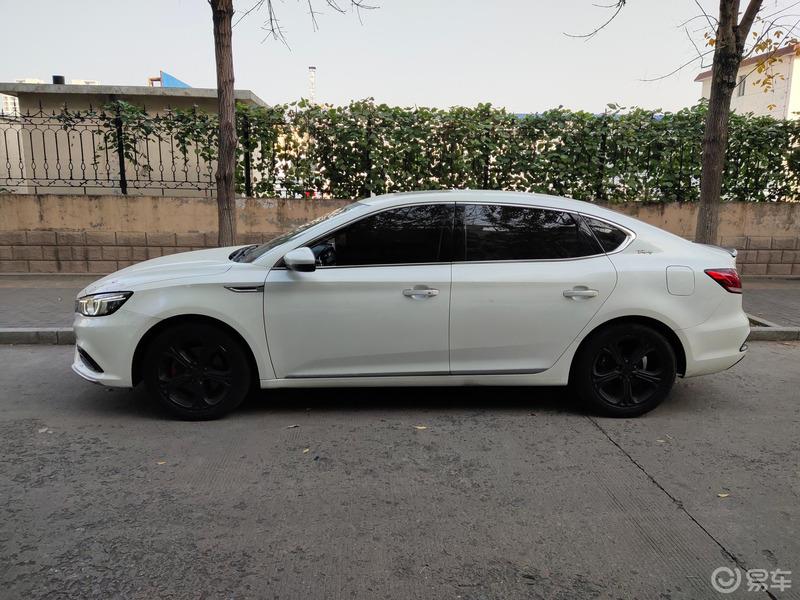 小6用车感受,手动挡也很有激情!