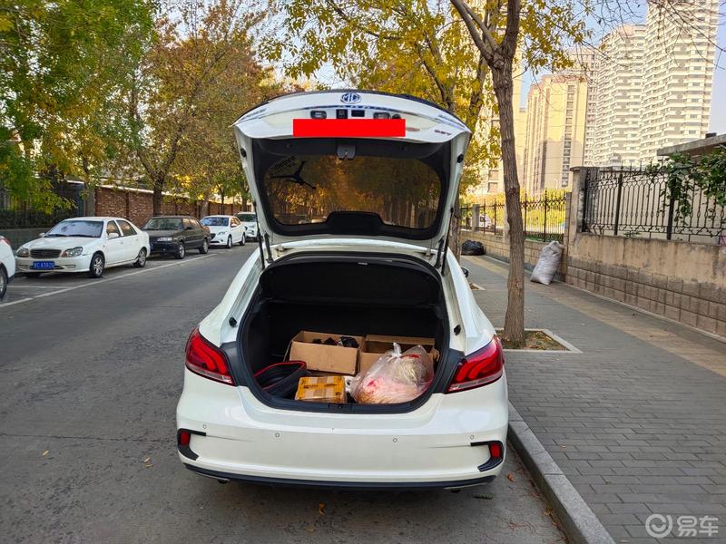 小6用车感受,手动挡也很有激情!