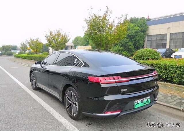 比亚迪汉5000公里用车小结：舒适性远超预期，1公里不到2毛