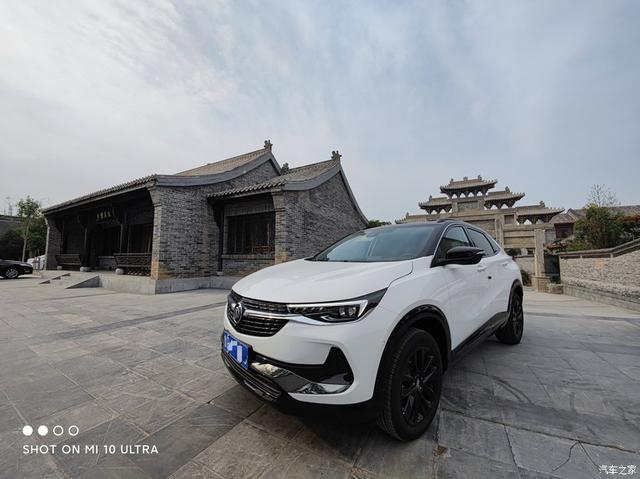 带“小白”逛古城我的全新昂科拉