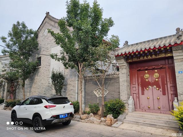 带“小白”逛古城我的全新昂科拉