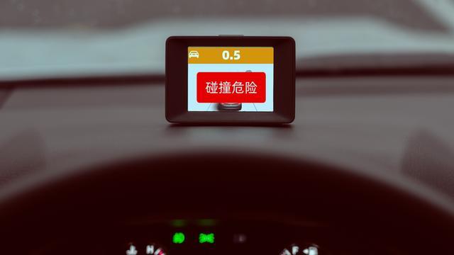 00后表妹选购普拉多3500，性感画风 惊艳呈现