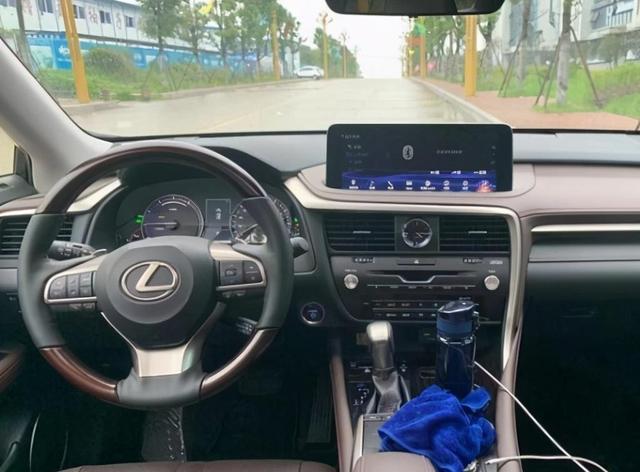 雷克萨斯RX450hL提车，车主，2月份开始关注，是好车