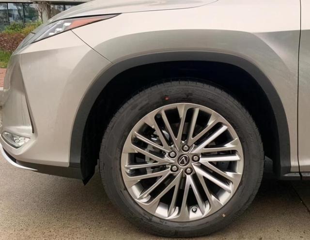 雷克萨斯RX450hL提车，车主，2月份开始关注，是好车