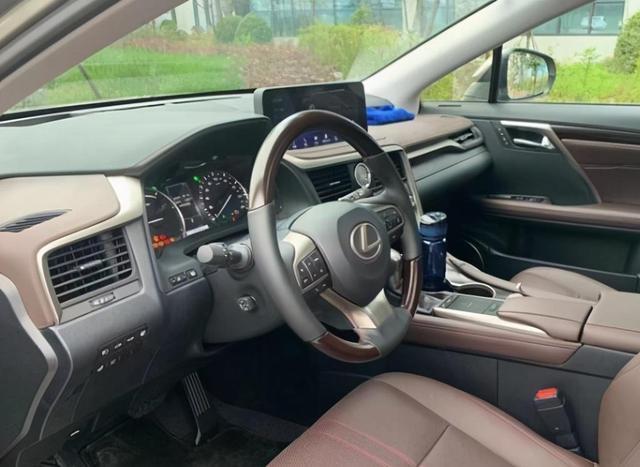 雷克萨斯RX450hL提车，车主，2月份开始关注，是好车