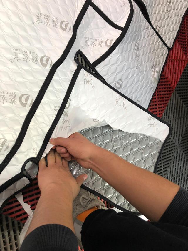 汉兰达内饰地板升级