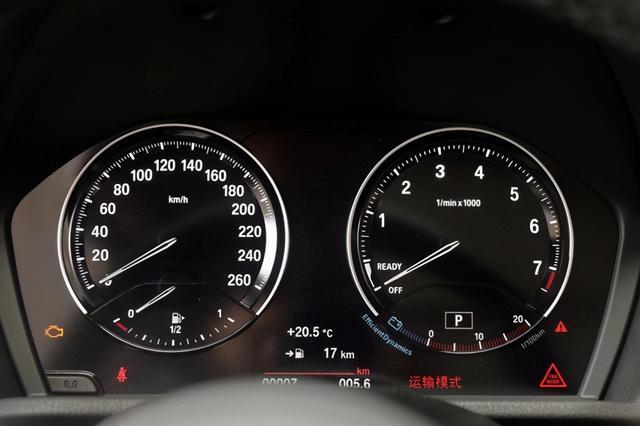 20万提19款宝马X1乞丐版，车主：品牌硬，空间还比X3大
