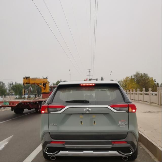 21万喜提全新丰田RAV4荣放，1800公里后，表示有话说