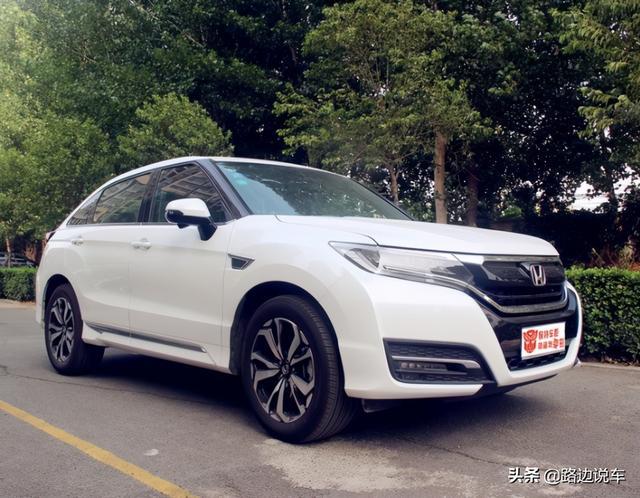 30万放弃汉兰达提了大指挥官，用车一个星期，车主表示有话说