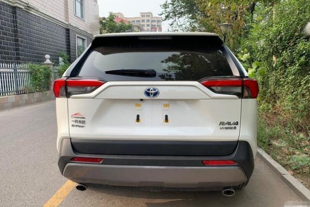 24万提了辆丰田RAV4荣放，开了5890公里，车主有话要说
