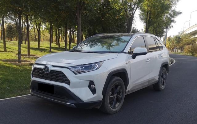 24万提了辆丰田RAV4荣放，开了5890公里，车主有话要说