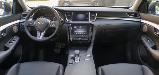 27万提英菲尼迪QX50，行驶1600公里，车主真实驾驶感受