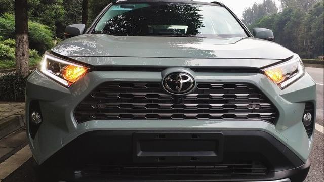 23万喜提全新丰田RAV4荣放，车主详细给出用车感受