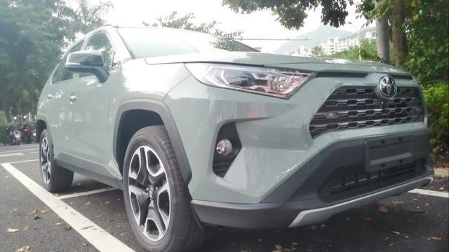 23万喜提全新丰田RAV4荣放，车主详细给出用车感受