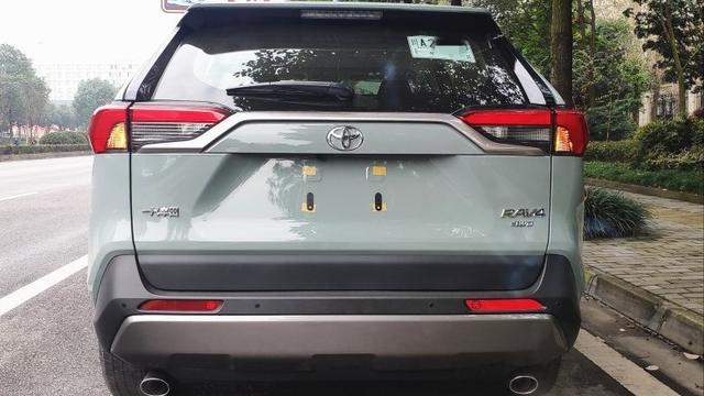 23万喜提全新丰田RAV4荣放，车主详细给出用车感受