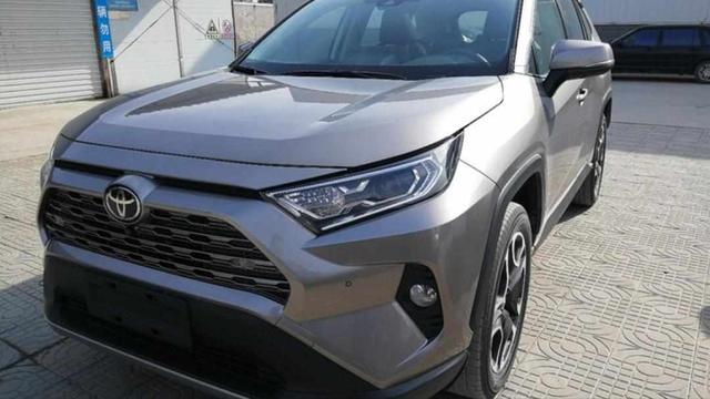 22.58万喜提全新丰田RAV4荣放，车主给出用车感受