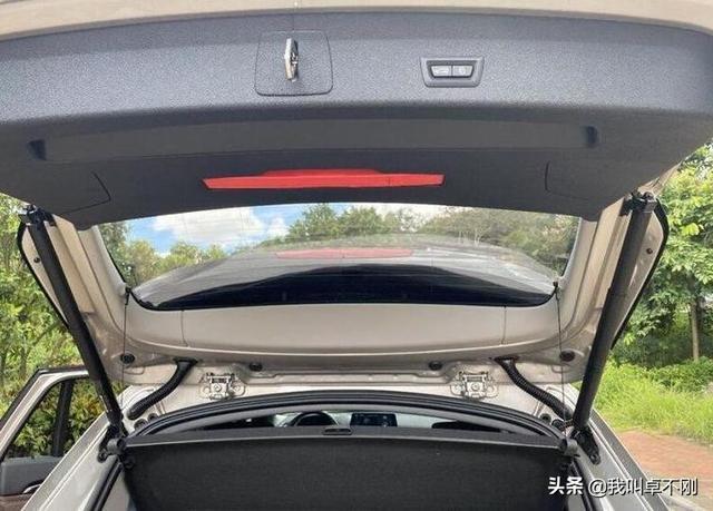 2020款 宝马X1 领先型车主：隔音不是太好