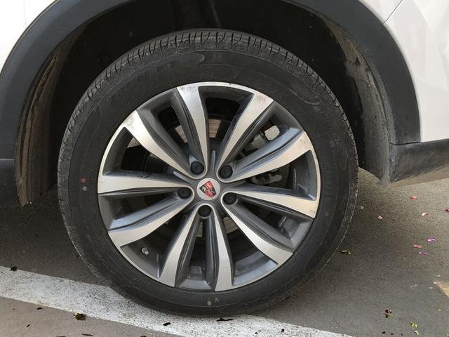 今年买车一定要选国产车——荣威RX5MAX提车作业