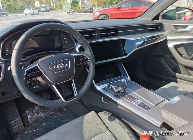 38万咋选？奥迪A6L、凯迪拉克CT6谁更值得？听听车主感受