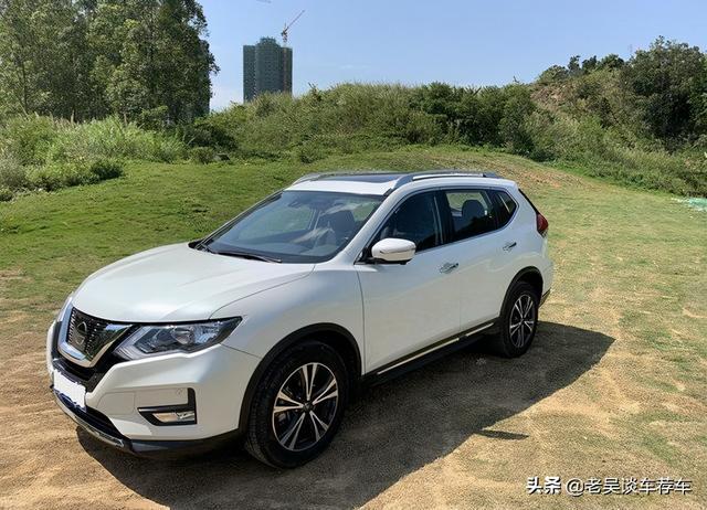 19万提日产奇骏，对比亲戚的Jeep自由光，车主给了中肯评价