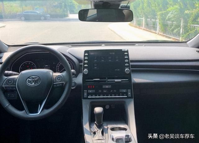 27万喜提丰田亚洲龙，对比开过的大众CC，车主给了中肯评价