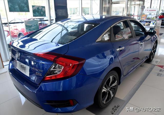 新款本田思域提车，落地16万，加速8秒，动感外观最帅气