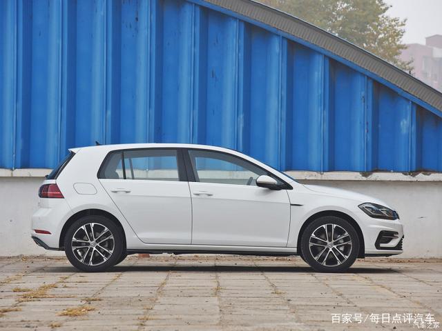 16万买一辆大众高尔夫很牛吗？1万公里后，三位车主谈了优缺点