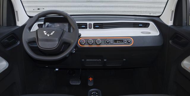 3.88万提了五菱宏光MINI EV，用车一个月，车主有话说