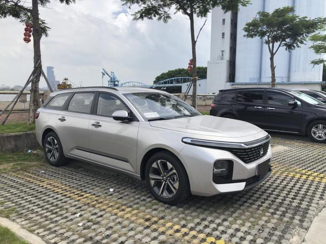 弃奥迪A4旅行，入手RC-5W，车主：这才是适合国人的瓦罐车