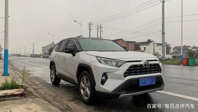 RAV4荣放减震硬吗？它的风噪和胎噪大吗？车主说了几个小毛病