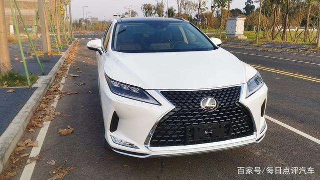 雷克萨斯RX减震硬吗？它的小问题多吗？车主1万公里后说了缺点
