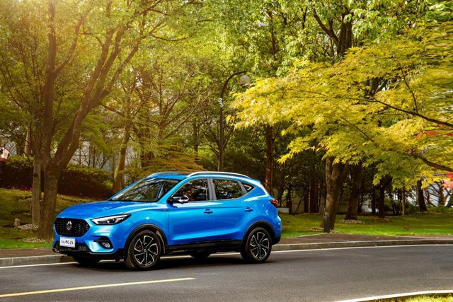 90后小伙看上一辆10万的小型SUV，和老婆商量后直接提车