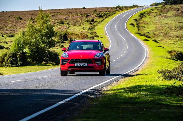 保时捷Macan GTS 2020评测：火辣性感的红发女郎