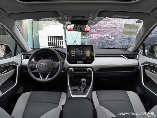 放弃哈弗H6提RAV4荣放，8790公里车主反馈了小毛病