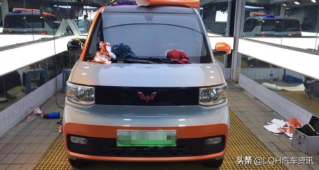 五菱宏光miniev提車作業手握3萬提宏光mini2門4座遮風擋雨改裝後像大