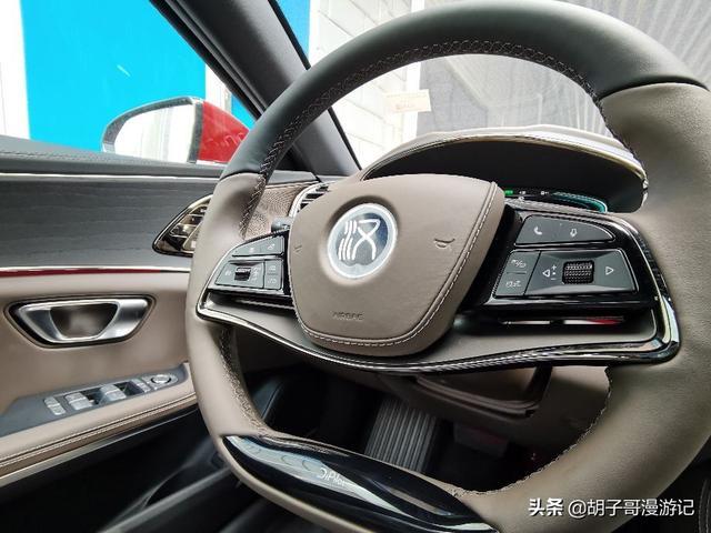 胡子哥比亚迪汉提车记