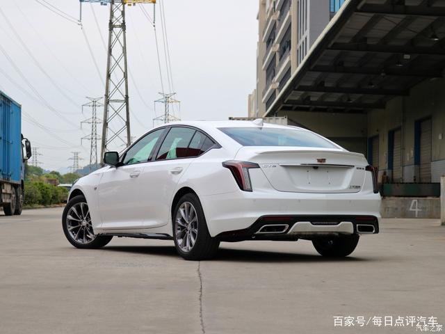 凯迪拉克CT5真的不值得买吗？它很费油吗？车主反馈了小毛病