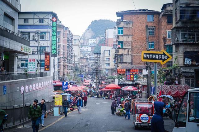 纯电轿跑比亚迪汉行2千公里深圳回云南，看高速续航到底是多少