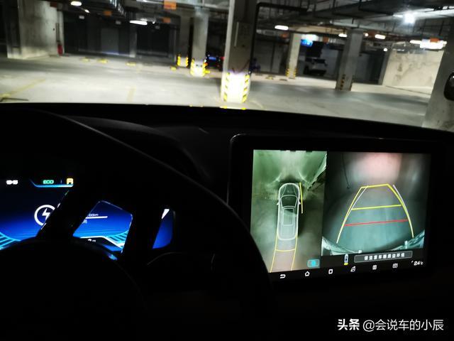最近用车感受分享家庭买车选择唐DM还是唐EV