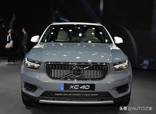 新款沃尔沃XC40，2.0T+8AT，落地23万，外观真帅气