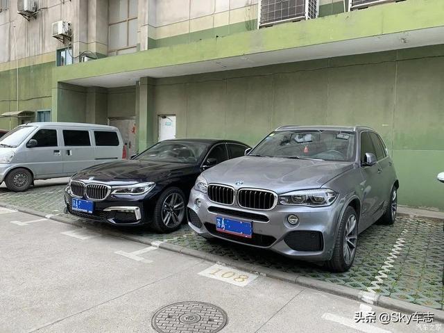 羡慕！江苏第一台上牌的宝马新4系430i，老婆生日当天提车