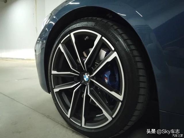 羡慕！江苏第一台上牌的宝马新4系430i，老婆生日当天提车